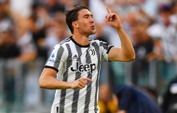 Vlahovic phá bỏ lời nguyền của Ronaldo tại Juventus sau 2 năm