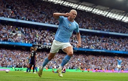“Quái vật” Haaland lại lập hat-trick cho Man City, trở thành vua ghi bàn tháng 8