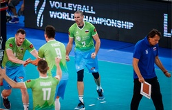 Á quân châu Âu trở thành đội tuyển đầu tiên vào tứ kết FIVB World Championship 2022