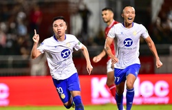 Bùi Tiến Dũng bắt chính, TP. HCM thất bại trước Nam Định ở trận cầu “6 điểm”