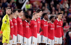 Ngoại hạng Anh vào cuối tuần có bị hoãn sau khi Nữ hoàng Elizabeth qua đời?