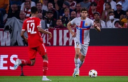 Marcos Alonso, liều thuốc giải độc cho 503 ngày Barca không ghi bàn