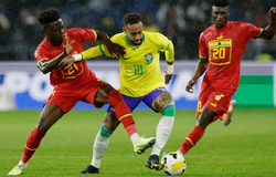 Neymar vượt qua Pele sau cú đúp kiến tạo cho tuyển Brazil