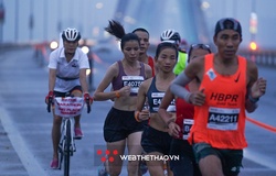 Các tuyển thủ điền kinh quốc gia "chiếm sóng" ở Techcombank Hanoi Marathon 2022