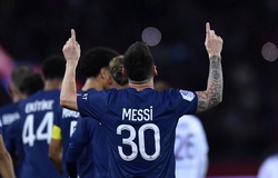 Messi lại ghi bàn bằng sút phạt, tạo cách biệt với Ronaldo
