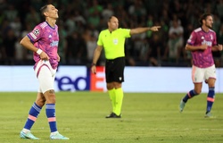 Juventus thua xấu hổ ở Israel và gần như bị loại khỏi Champions League