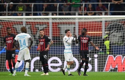 Vì sao AC Milan nổi giận về thẻ đỏ và phạt đền ở trận thua Chelsea?