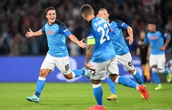 Cỗ máy ghi bàn Napoli vượt qua vòng bảng Champions League sớm 2 vòng