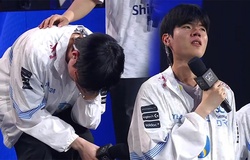 DRX Deft bật khóc sau chiến thắng không tưởng ở tứ kết CKTG 2022