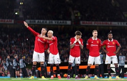 MU và PSV trong số 4 đội đi tiếp ở Europa League