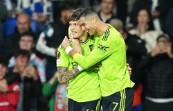 Ronaldo kiến tạo, Garnacho ghi bàn đầu tiên cho MU