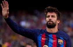Pique bất ngờ thông báo rời Barcelona và giải nghệ