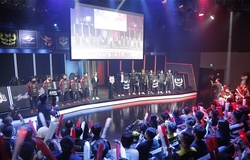 Riot Games lấy lại quyền sở hữu giải đấu VCS, thông báo chuyển đổi tài khoản Garena