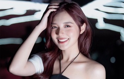 MC Phương Thảo khoe dáng xinh đẹp cùng dàn sao Liên Quân Mobile quốc tế