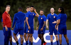 "Lốc da cam" Hà Lan chao đảo vì "bão cảm cúm" trước trận gặp Mỹ