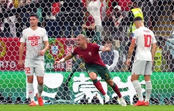 Pepe vượt Ronaldo về ghi bàn ở vòng loại trực tiếp World Cup