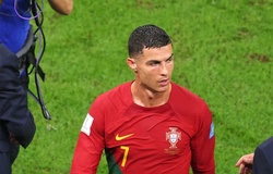 Ronaldo dỗi bỏ về sớm vì lần đầu tiên bị "bỏ rơi" sau 14 năm