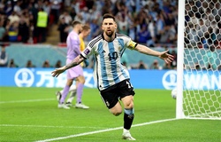 Messi bắt kịp kỷ lục ghi bàn của tuyển Argentina sau 20 năm