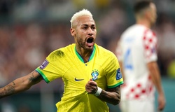 Neymar tạo nên khoảnh khắc lịch sử cho Brazil khi bắt kịp Pele