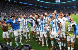 Argentina sử dụng 90% số hậu vệ để lọt vào bán kết World Cup