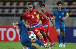 Tiền đạo từng đá Ligue 1 ghi bàn, Lào thắng U23 Thái Lan