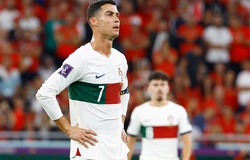 Cristiano Ronaldo lập kỷ lục trong ngày buồn của Bồ Đào Nha