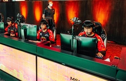 Tin chuyển nhượng LMHT 11/12: CNJ Esports gia hạn với Shogun và Taki; Angel thất nghiệp?