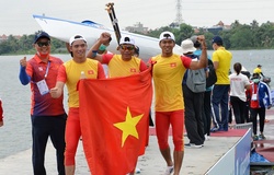 Cúp Chiến thắng: Cú bứt phá ngoạn mục của 4 “phu thuyền” canoeing để giành HCV SEA Games 31