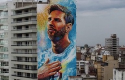 Tỏa sáng tại World Cup, Lionel Messi làm người dân Argentina quên đi khủng hoảng kinh tế