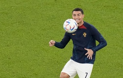 Ronaldo bất ngờ xuất hiện trên sân tập của Real Madrid