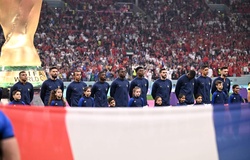 Vì sao tuyển Pháp sẽ mặc trang phục toàn màu xanh trước Argentina?