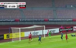 Cầu thủ Indonesia bỏ lỡ cơ hội ghi bàn ở khoảng cách...2m, bị ví như Raheem Sterling