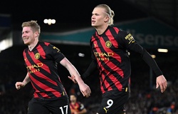 Haaland ghi 20 bàn nhanh nhất lịch sử sau cú đúp cho Man City