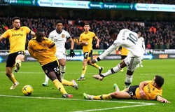 Siêu dự bị Rashford “lập công chuộc tội” cho MU 