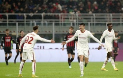 AC Milan tự bắn vào chân mình trong 6 phút ngớ ngẩn