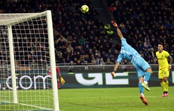 Inter vào tứ kết Coppa Italia bằng kịch bản nghẹt thở