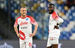 Đội cuối bảng Cremonese gây sốc khi loại Napoli ở Coppa Italia