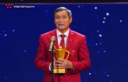 HLV Mai Đức Chung: “Cúp Chiến thắng là của tập thể, không chỉ cá nhân tôi”