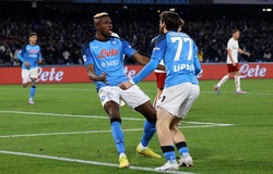 Napoli hạ gục Roma, tạo cách biệt lớn chưa từng thấy tại Serie A