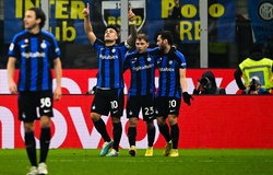 Martinez định đoạt trận derby, AC Milan chìm trong khủng hoảng