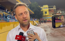 HLV tuyển Thái Lan tiết lộ lý do bất ngờ sang dự khán V.League