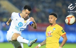 HAGL trừng phạt Nam Định phút bù giờ, gián tiếp giúp Hà Nội giữ ngôi số 1 V.League 2023