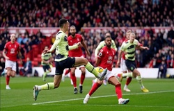 Foden phung phí cơ hội mười mươi cho Man City vì nhường Haaland