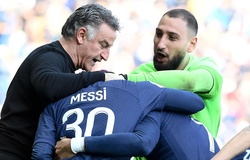 Hỗn loạn ở PSG: Cố vấn bóng đá lao vào sân thay thế HLV trưởng