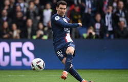 Messi san bằng kỷ lục ghi bàn bằng sút phạt của Maradona