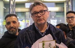 HLV Troussier gây sốc: U23 Việt Nam tập đến giữa trưa và sau 10 giờ đêm