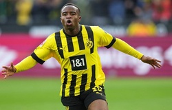 Sao trẻ của Dortmund bị cáo buộc gian lận… 4 tuổi