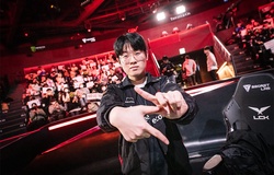 T1 Zeus và hành trình đến với LMHT chuyên nghiệp, tiết lộ là fan cứng của Arsenal