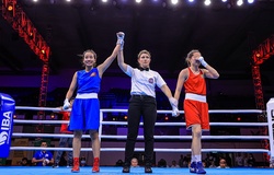 Vô địch Boxing nữ thế giới 2023: Ngọc Trân chiến thắng ngày ra quân khó khăn của ĐTVN