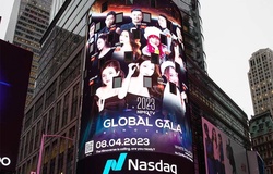 Độ Mix, Thầy Giáo Ba và các streamer Việt được vinh danh ở Quảng trường Thời Đại